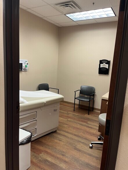 1220 Paluxy Medical Cir, Granbury, TX à vendre - Photo de l’immeuble – Image 2 sur 22