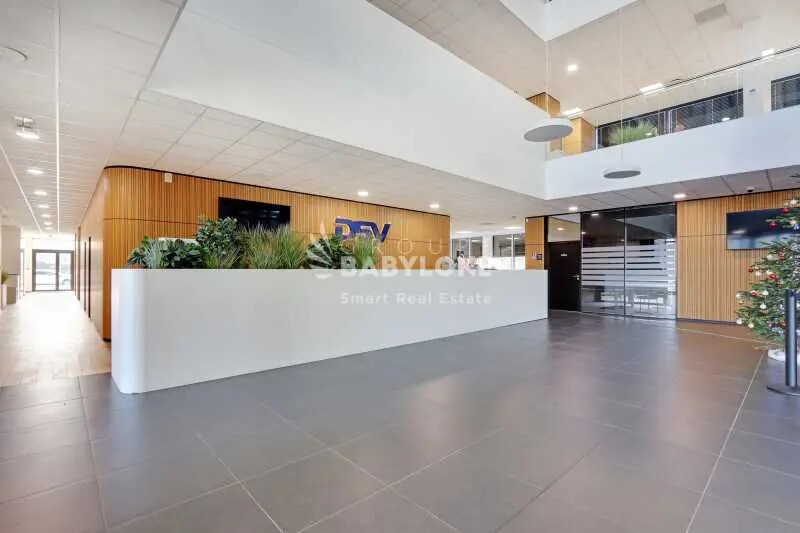 Bureau dans Gennevilliers à louer - Photo de l’immeuble – Image 2 sur 25