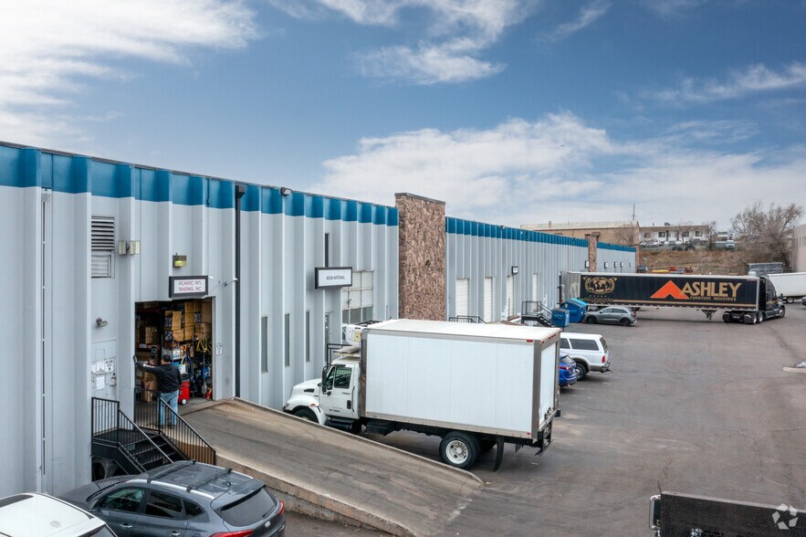 1630 W Evans Ave, Denver, CO à louer - Photo de l’immeuble – Image 3 sur 5