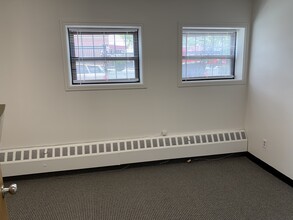 100 Hano St, Boston, MA à louer Photo intérieure– Image 2 sur 13