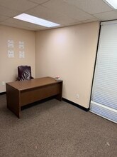 2313 W Arkansas Ln, Pantego, TX à louer Photo intérieure– Image 2 sur 11