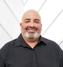 Edgardo Martinez