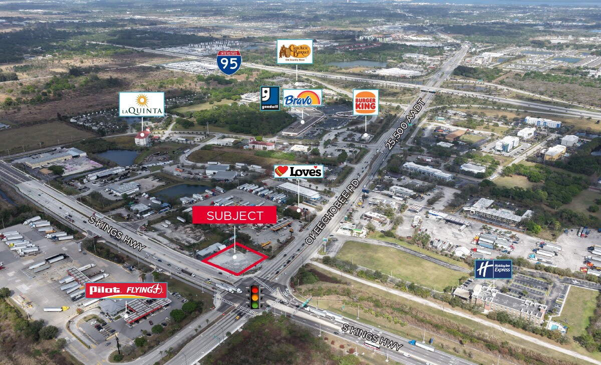 2898 S Kings Hwy, Fort Pierce, FL à louer Photo principale– Image 1 sur 6