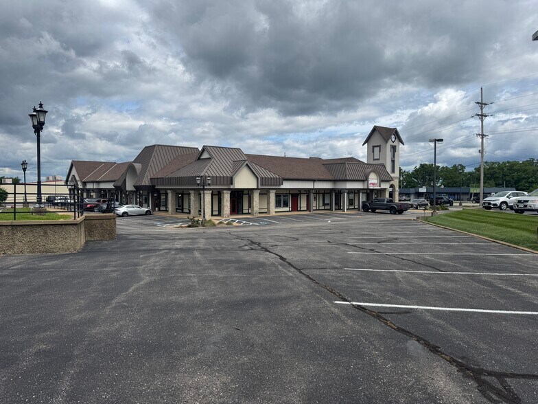 1026 Palisades Blvd, Osage Beach, MO à louer - Photo de l’immeuble – Image 2 sur 5