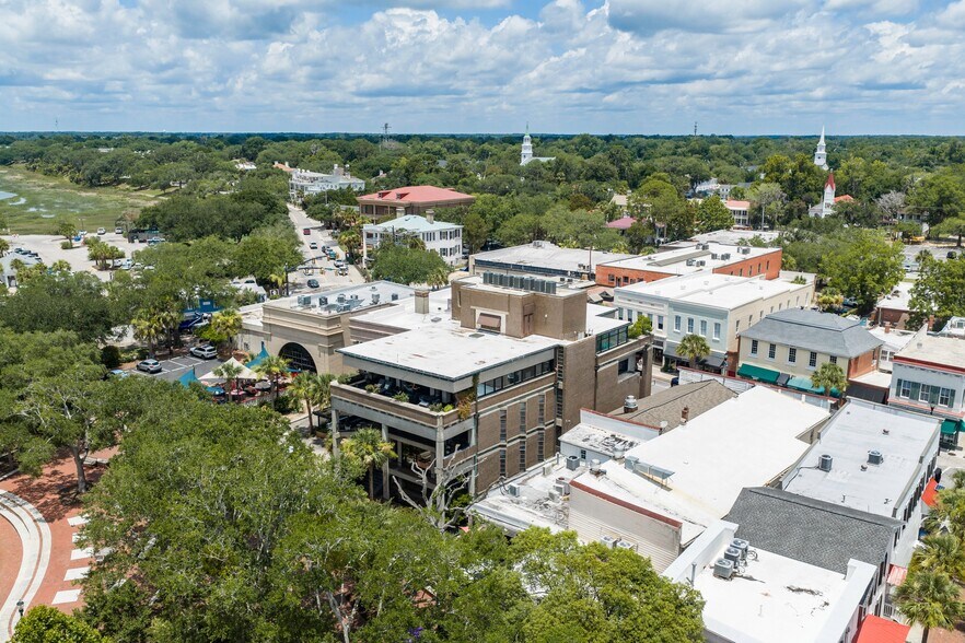 916 Bay St, Beaufort, SC à vendre - Photo de l’immeuble – Image 2 sur 81