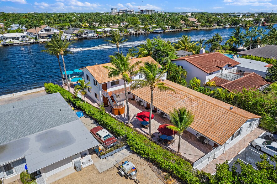 605 S Riverside Dr, Pompano Beach, FL à vendre - Photo de l’immeuble – Image 3 sur 28