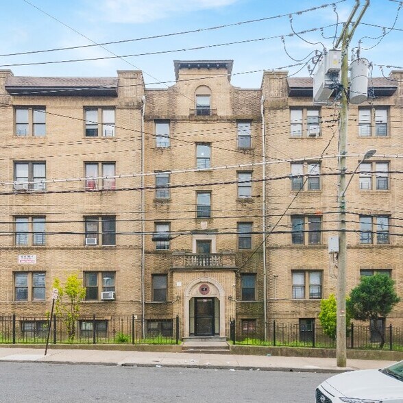 4 W 4th St, Mount Vernon, NY à vendre - Photo de l’immeuble – Image 3 sur 10