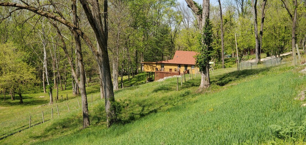 8122 Stringtown Rd, Aberdeen, OH à vendre - Photo de l’immeuble – Image 1 sur 24