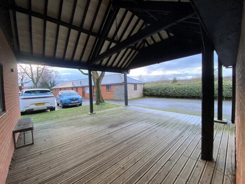 Two Mile Ln, Highnam à louer - Photo de l’immeuble – Image 3 sur 3