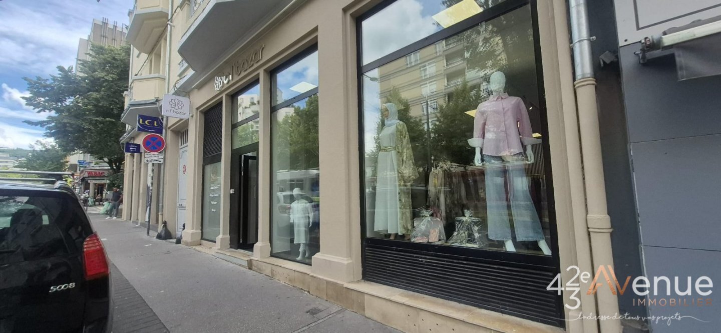 Local commercial dans Saint-Étienne à vendre Photo de l’immeuble– Image 1 sur 12