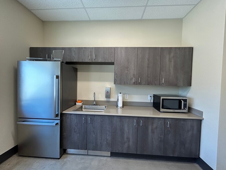 1145 E Dinuba Ave, Reedley, CA à louer - Photo intérieure – Image 3 sur 5