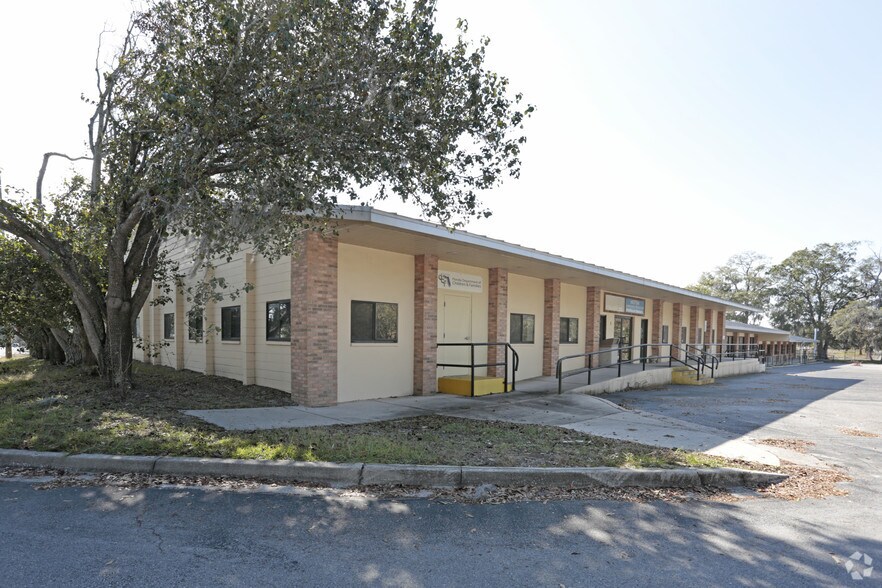 84-98 W Lowder St, Macclenny, FL à louer - Photo de l’immeuble – Image 3 sur 4