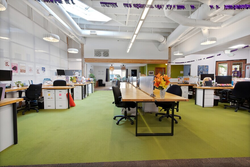 221 W Gowe St, Kent, WA à vendre - Photo de l’immeuble – Image 3 sur 18