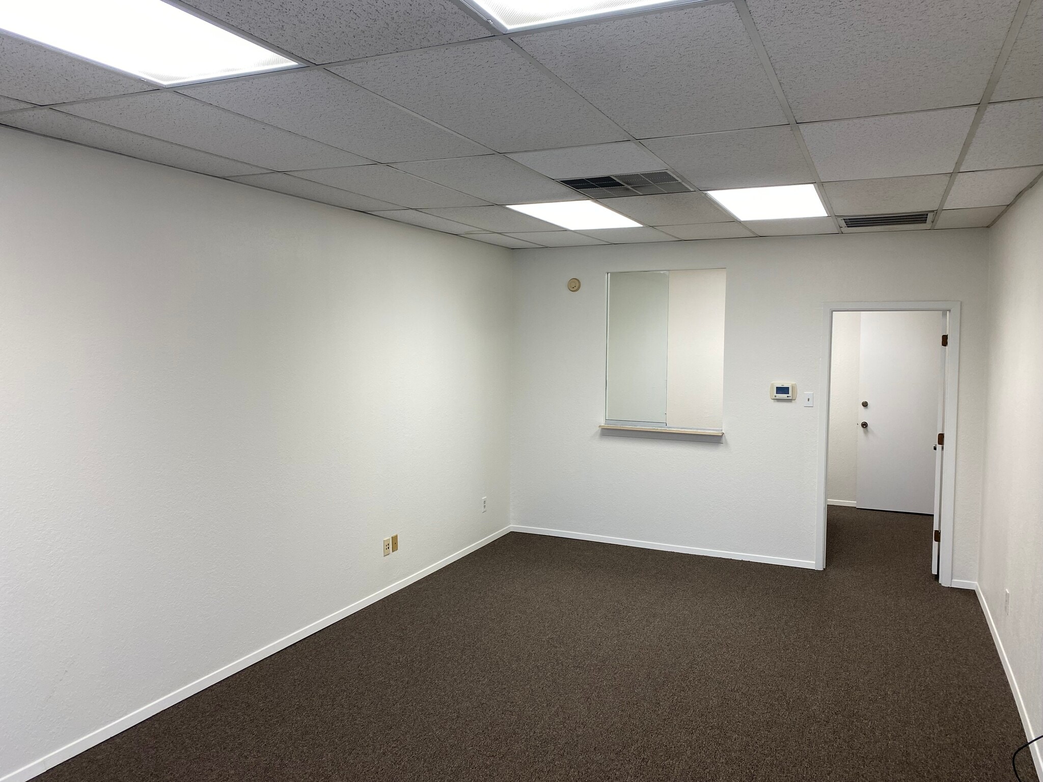 7904-7908 NE Loop 820, North Richland Hills, TX à louer Photo de l’immeuble– Image 1 sur 3