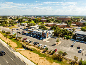 2402 SE Military Dr, San Antonio, TX - VUE AÉRIENNE  vue de carte - Image1