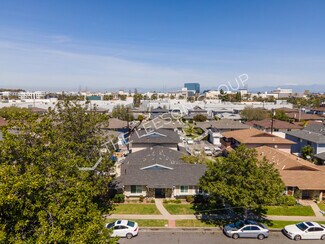 Plus de détails pour 7601 Amazon Dr, Huntington Beach, CA - Logement à vendre