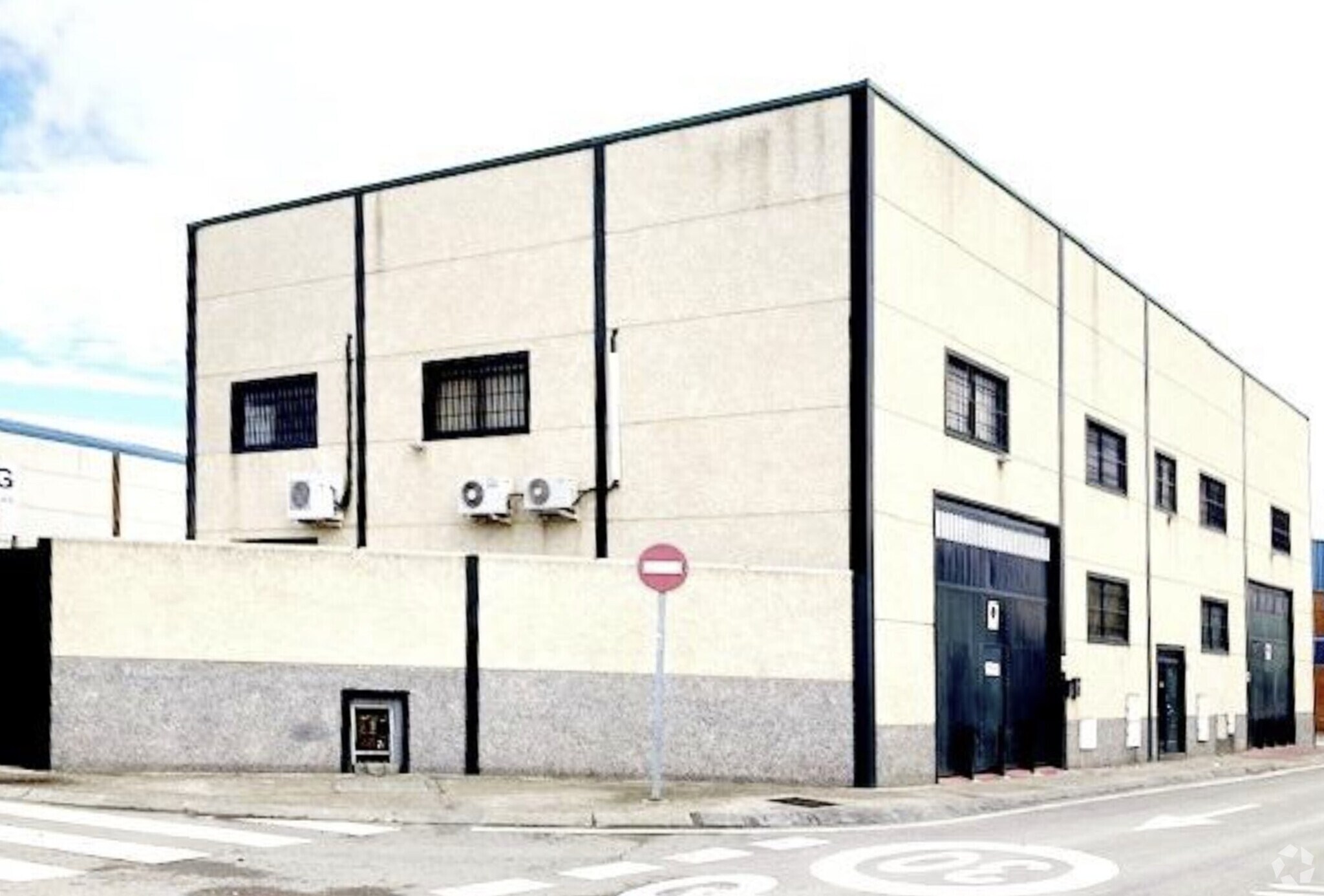 Industriel/Logistique dans Leganés, Madrid à vendre Photo principale– Image 1 sur 5