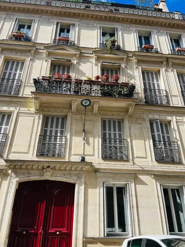 6 Avenue Du Coq, Paris à louer Photo de l’immeuble– Image 1 sur 7