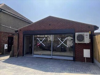 Plus de détails pour Villiers Rd, Slough - Local commercial à louer