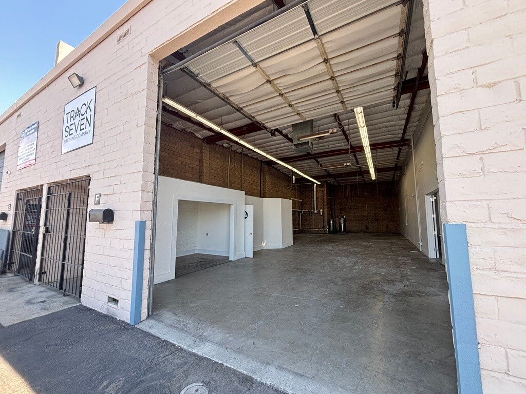 3747 W Pacific Ave, Sacramento, CA à louer Photo intérieure– Image 1 sur 8
