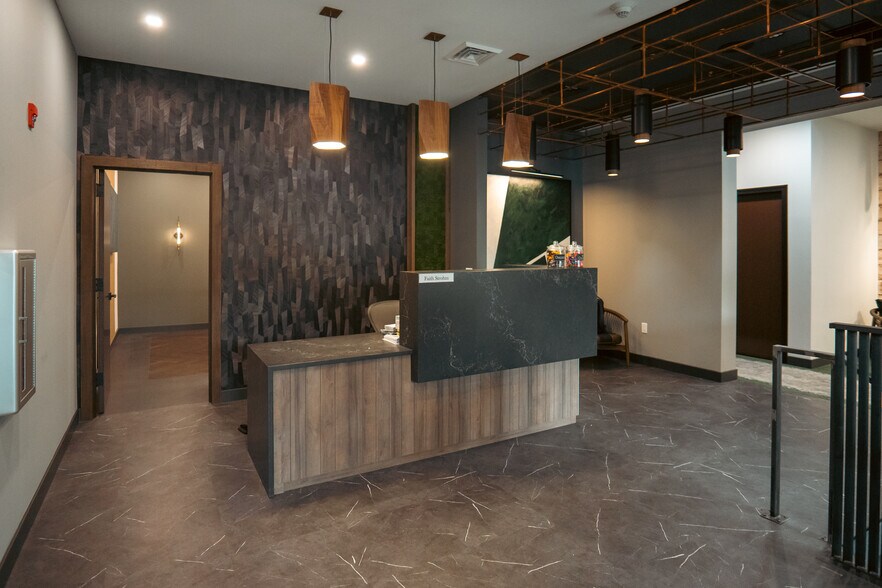 60 Office Park Way, Pittsford, NY à louer - Photo intérieure – Image 2 sur 12