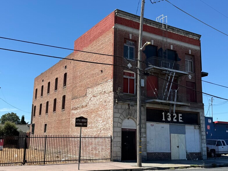 132 E Lafayette St, Stockton, CA à vendre - Photo de l’immeuble – Image 3 sur 18