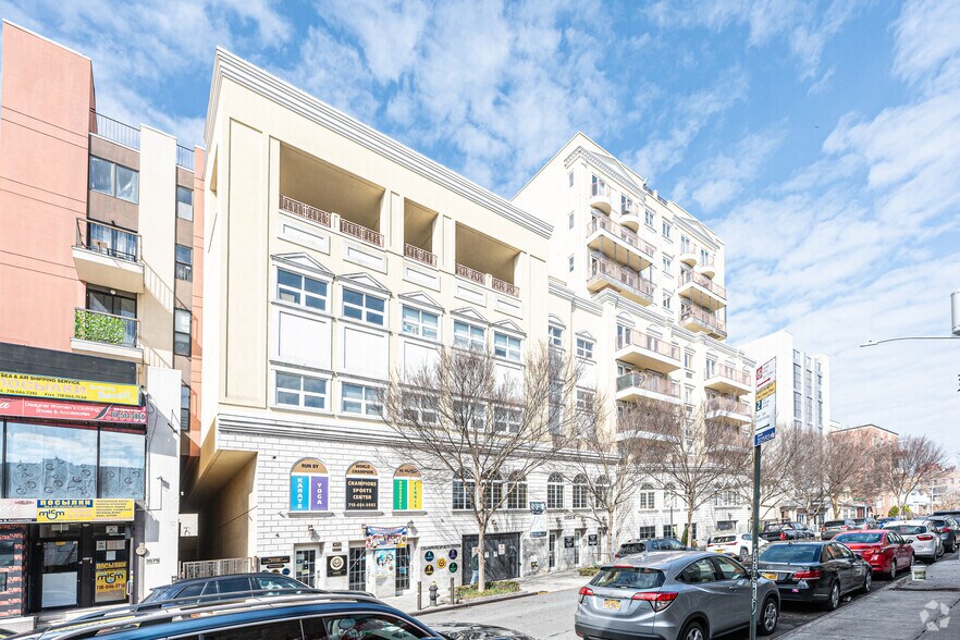 3052-3062 Brighton 1st St, Brooklyn, NY à louer - Photo de l’immeuble – Image 2 sur 7