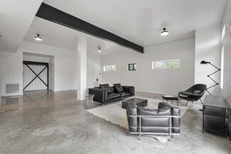 Plus de détails pour 1800 N Miami Ave, Miami, FL - Bureau à louer
