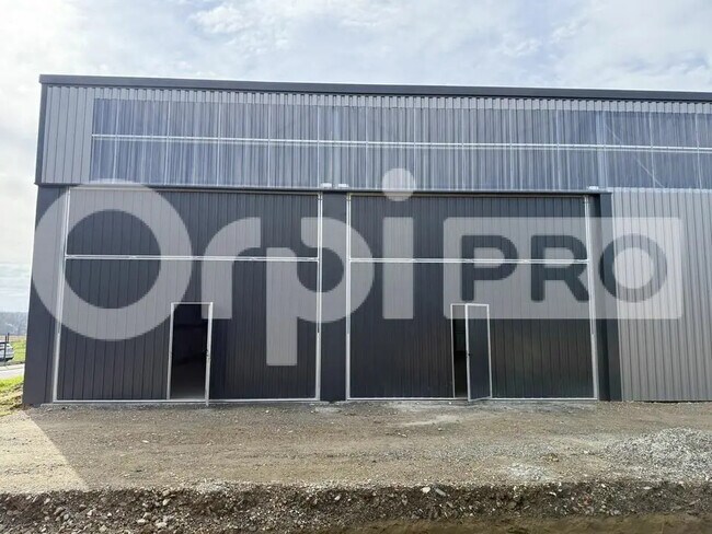 Plus de détails pour Industriel/Logistique à louer