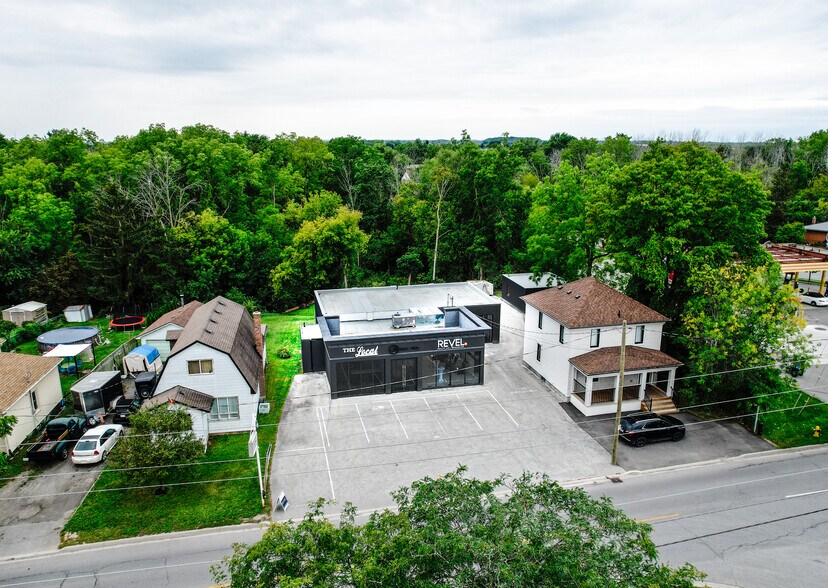 1596-1598 Four Mile Creek Rd, Niagara-On-The-Lake, ON à vendre - Photo de l’immeuble – Image 3 sur 33