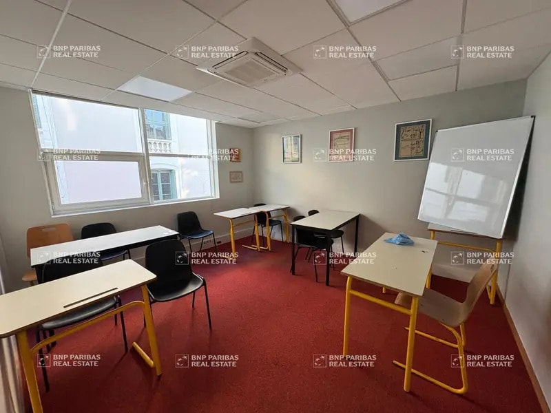 Bureau dans Tours à vendre Photo intérieure– Image 1 sur 12