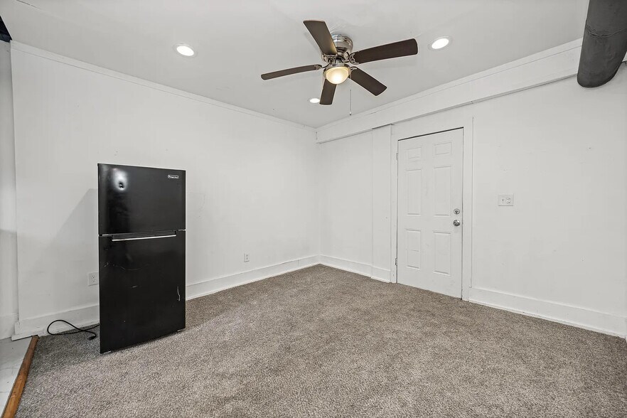 7536 Dunedin St, Detroit, MI à vendre - Photo de l’immeuble – Image 3 sur 10