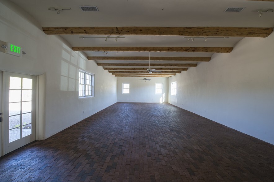 5 Banana Ln, Santa Fe, NM à louer - Photo de l’immeuble – Image 3 sur 11