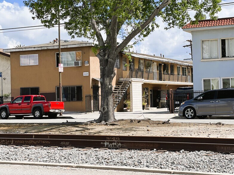 2660-2664 Randolph St portefeuille de 2 biens à vendre sur LoopNet.fr - Photo de l’immeuble – Image 1 sur 10