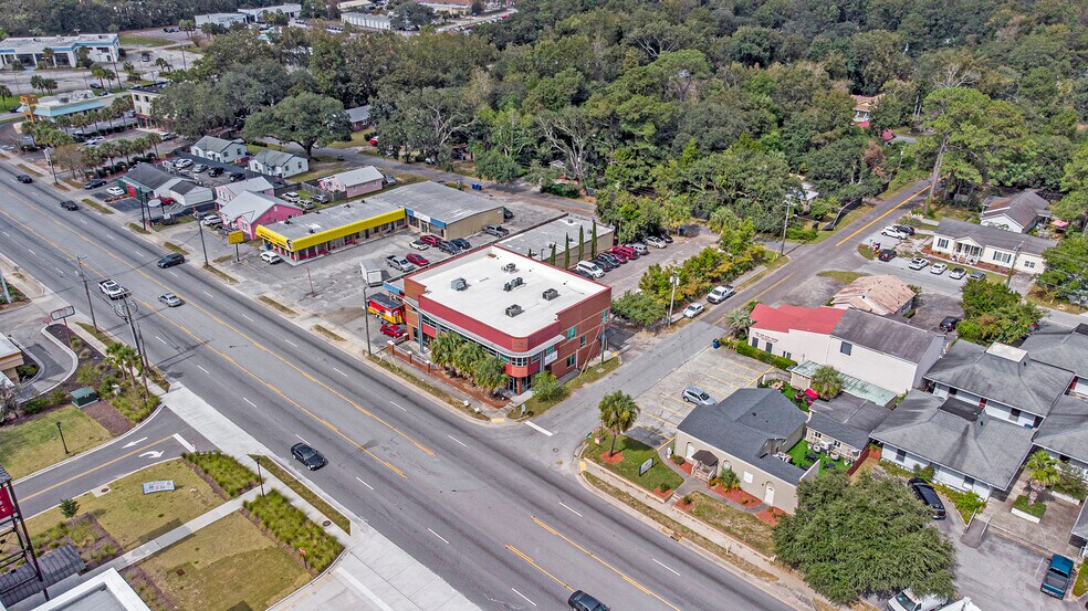 1904 Savannah Hwy, Charleston, SC à louer - Photo de l’immeuble – Image 2 sur 50
