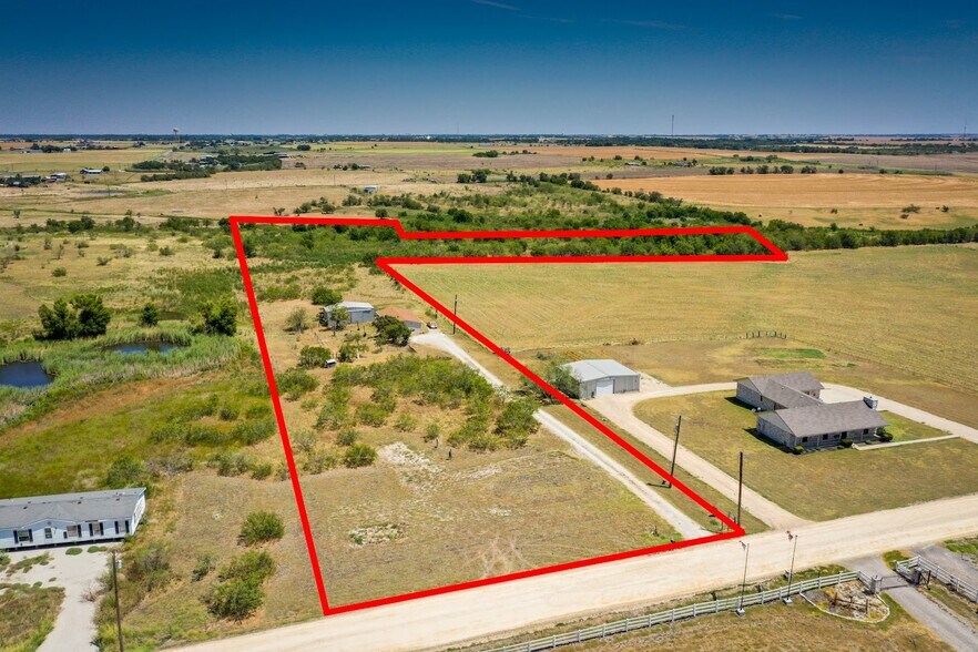 375 County Road 497, Taylor, TX à vendre - Photo principale – Image 1 sur 4