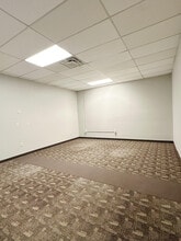 323 Columbia St, Lafayette, IN à louer Photo intérieure– Image 2 sur 3
