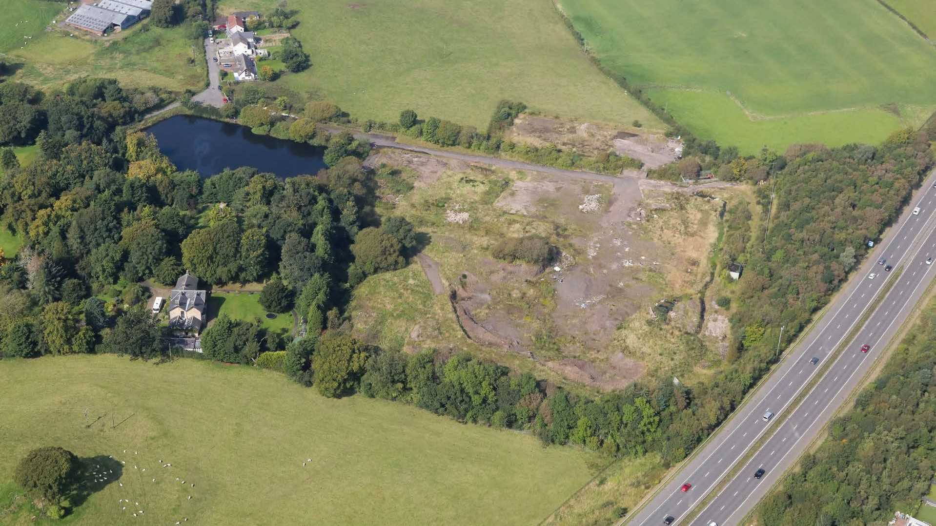 M77, Newton Mearns à vendre Aérien– Image 1 sur 2