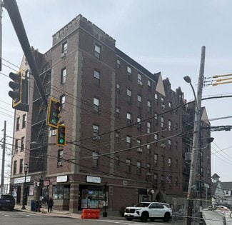 Plus de détails pour 3 Calvert St, Harrison, NY - Logement à vendre