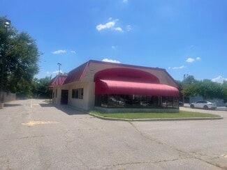 Plus de détails pour 8 E Main St, Yukon, OK - Local commercial à louer