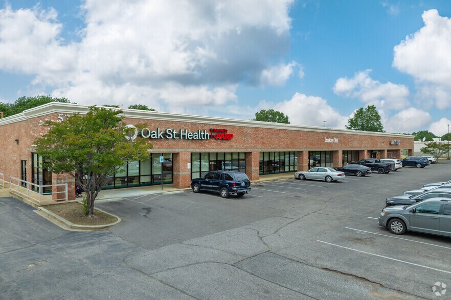 5339 Elvis Presley Blvd, Memphis, TN à louer - Photo de l’immeuble – Image 1 sur 9
