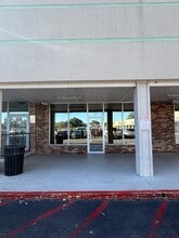 147 W Hendry St, Hinesville, GA à louer Photo intérieure– Image 1 sur 16