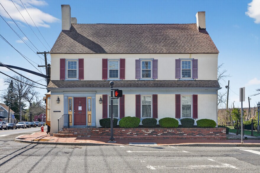 1 W Main St, Marlton, NJ à vendre - Photo de l’immeuble – Image 1 sur 48