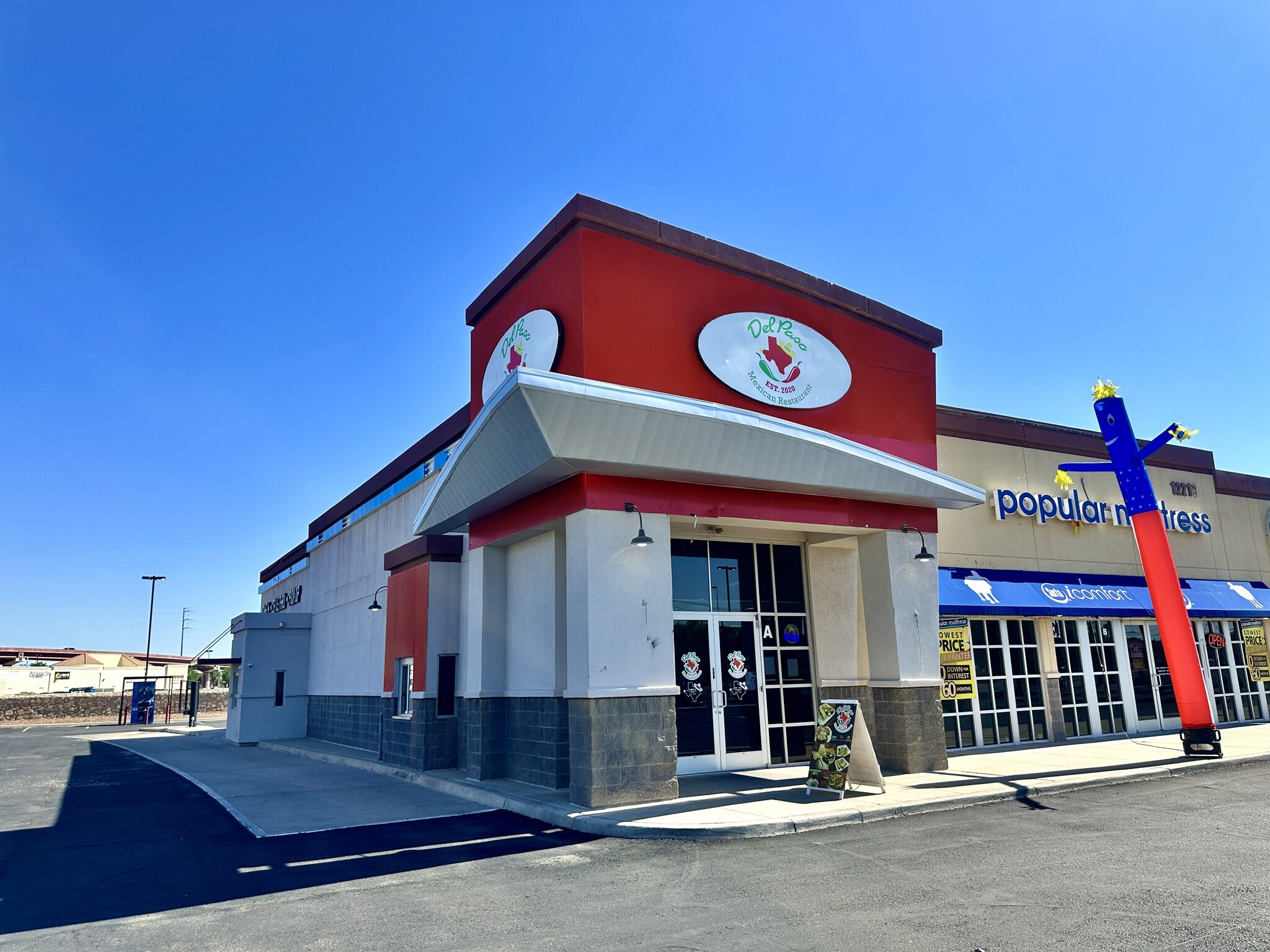 12211 Montwood Dr, El Paso, TX à louer Photo intérieure– Image 1 sur 8