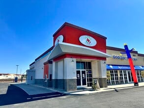 12211 Montwood Dr, El Paso, TX à louer Photo intérieure– Image 1 sur 8