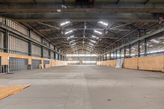 1960-1980 Mandela Pky, Oakland, CA à louer Photo de l’immeuble– Image 2 sur 5