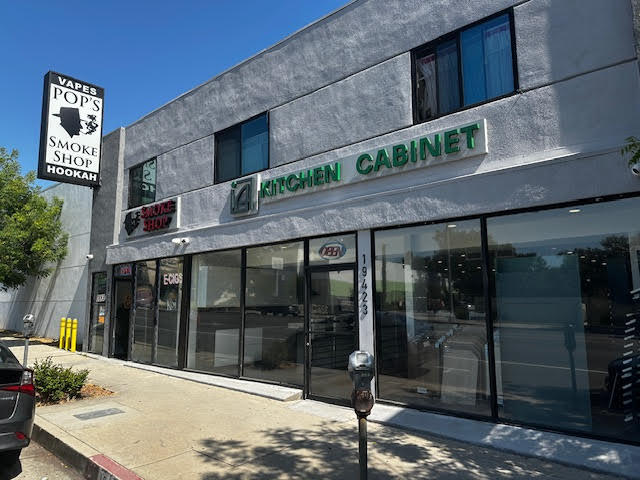 19421-19425 Ventura Blvd, Tarzana, CA à louer - Photo de l’immeuble – Image 1 sur 25