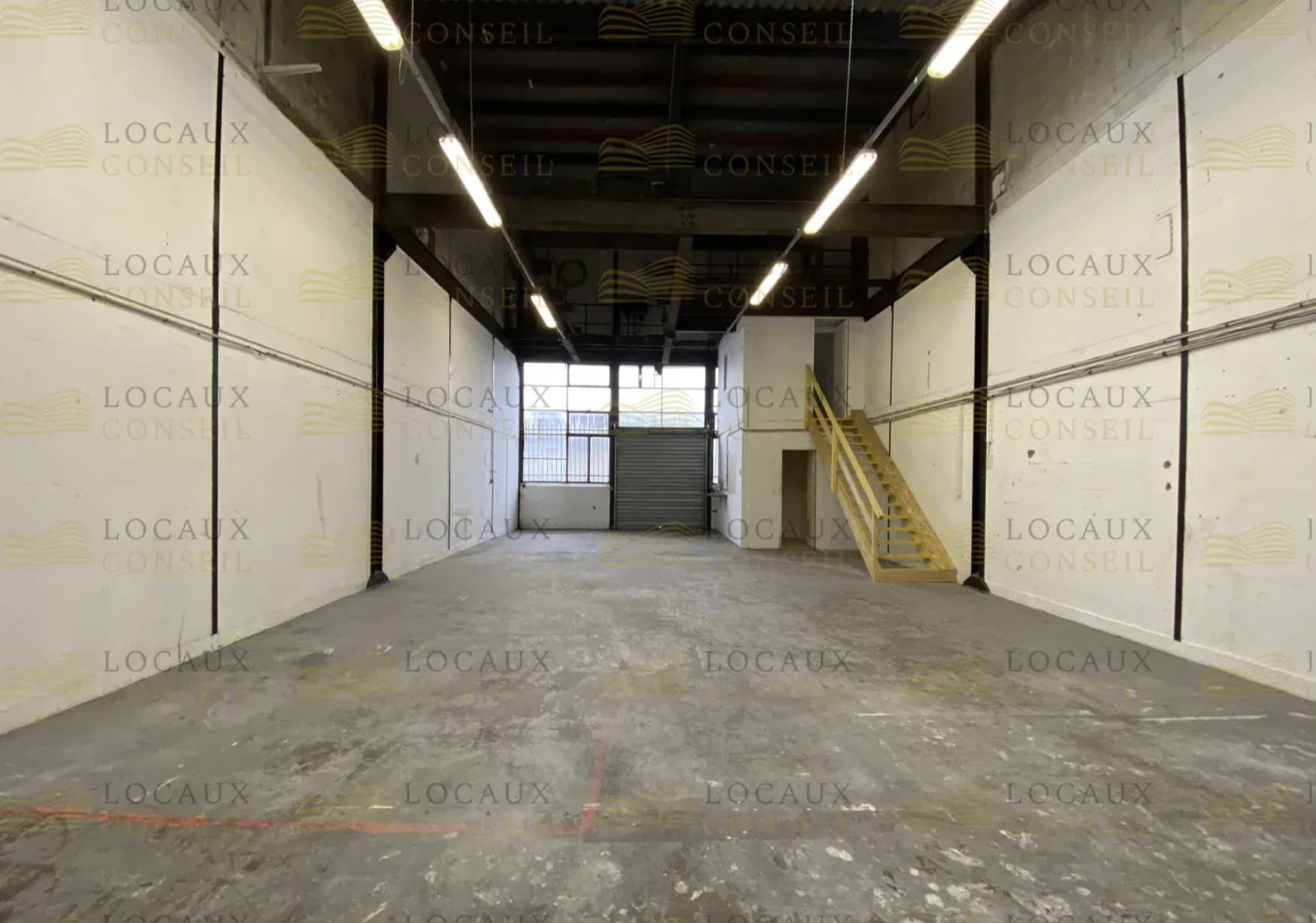 Local d’activités dans Bezons à louer Photo intérieure– Image 1 sur 3