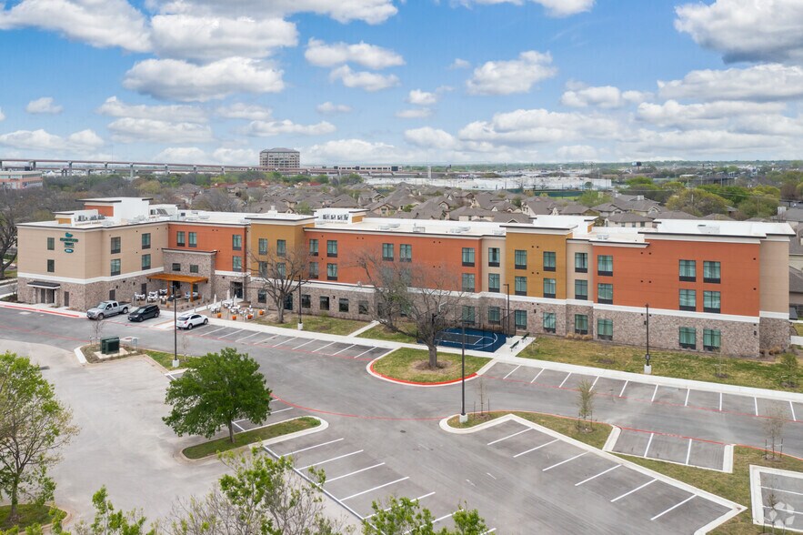 10809 Pecan Park Blvd, Austin, TX à vendre - Photo de l’immeuble – Image 3 sur 3