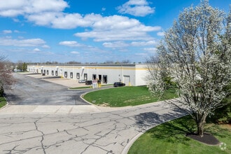 5700 N Green Pointe Dr N, Groveport, OH à louer Photo de l’immeuble– Image 1 sur 4